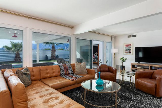 2899 E San Juan Road, Palm Springs, CA 92262