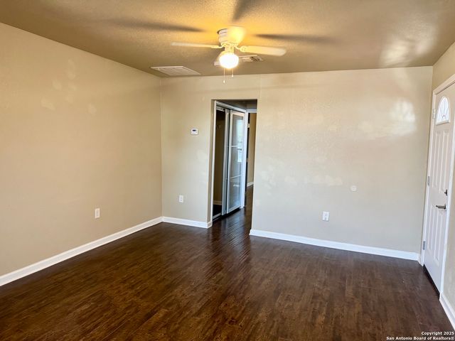 401 DORA ST, San Antonio, TX 78212