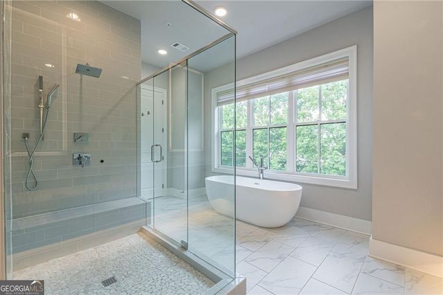 574 Boulevard Pl Ne #14, Atlanta, GA 30308
