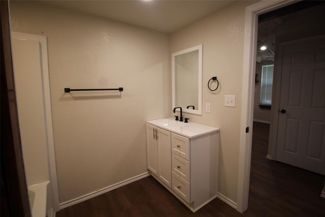 213 N Waldrip Street, Grand Saline, TX 75140