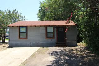213 N Waldrip Street, Grand Saline, TX 75140