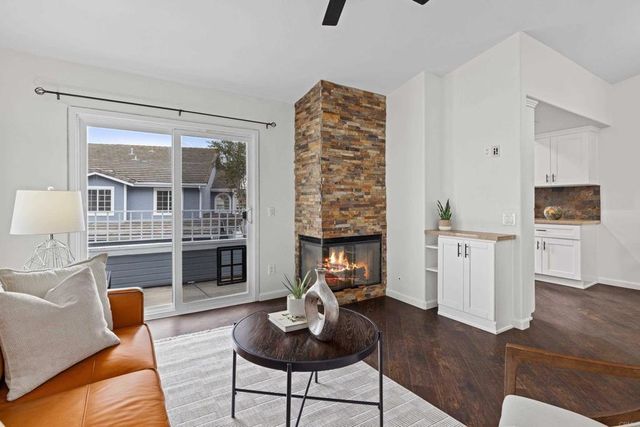 12862 Carriage Heights Way, Poway, CA 92064