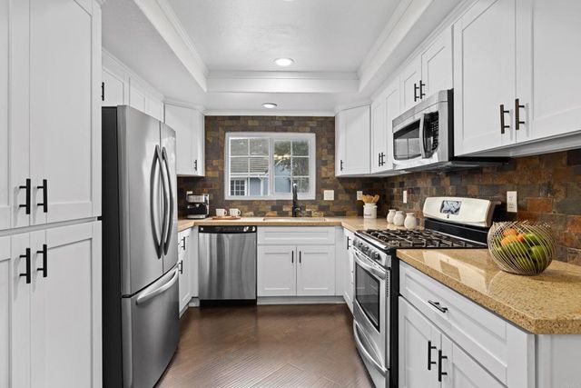 12862 Carriage Heights Way, Poway, CA 92064