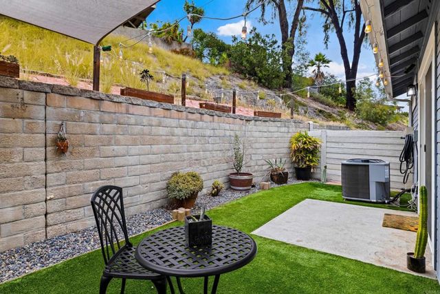 12862 Carriage Heights Way, Poway, CA 92064