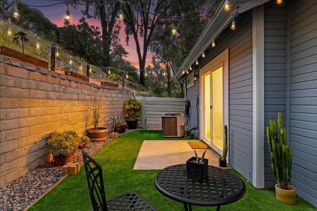 12862 Carriage Heights Way, Poway, CA 92064
