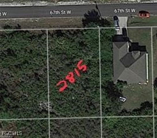 2815 67th ST W, Lehigh Acres, FL 33971