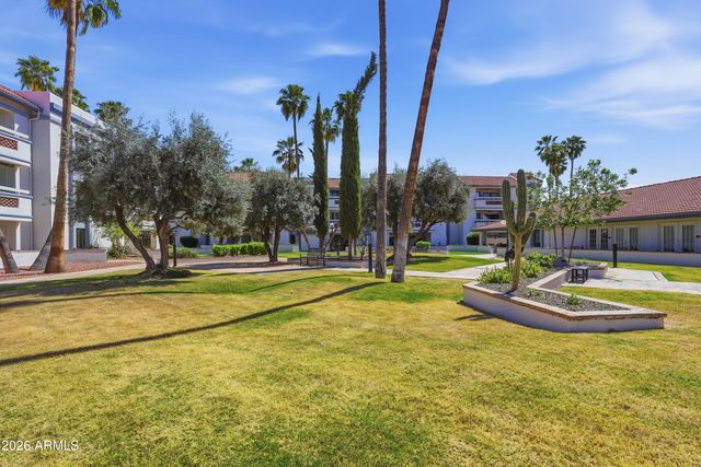 17404 N 99th Avenue 307, Sun City, AZ 85373