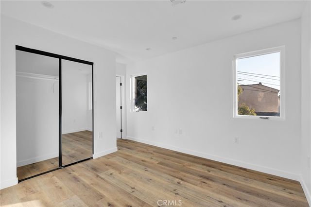 1734 Carmona Avenue, Los Angeles, CA 90019
