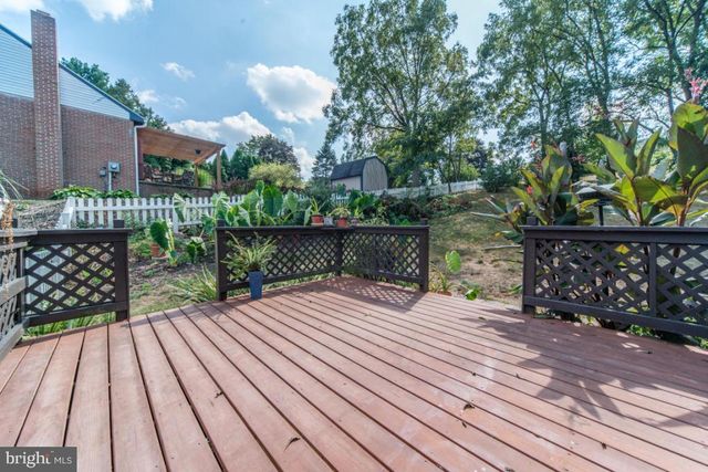 234 N 11TH ST, Akron, PA 17501