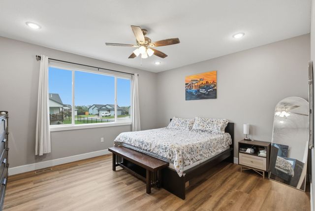 3103 E Reiss Ct, Park City, KS 67219