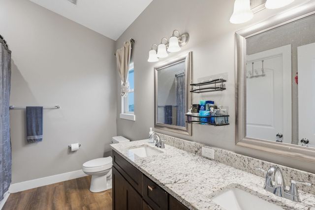 3103 E Reiss Ct, Park City, KS 67219