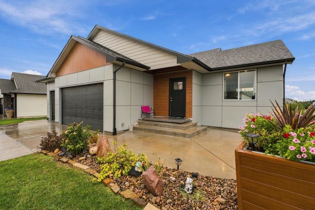 3103 E Reiss Ct, Park City, KS 67219