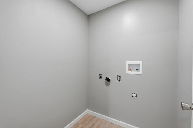 3103 E Reiss Ct, Park City, KS 67219