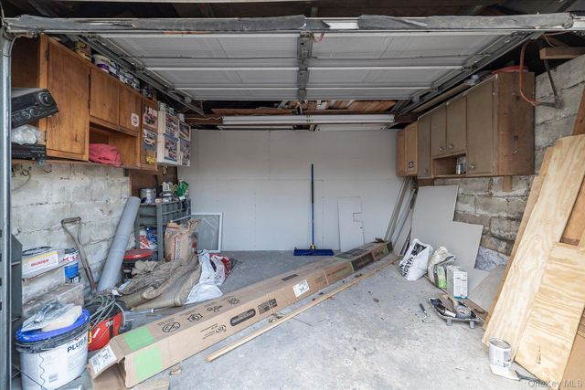 1558 9th Street Lower, West Babylon, NY 11704