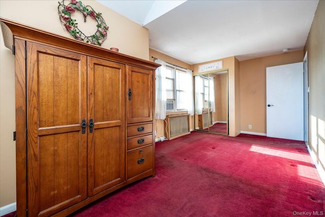 1558 9th Street Lower, West Babylon, NY 11704