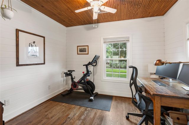 930 Dorothy Street, Houston, TX 77008