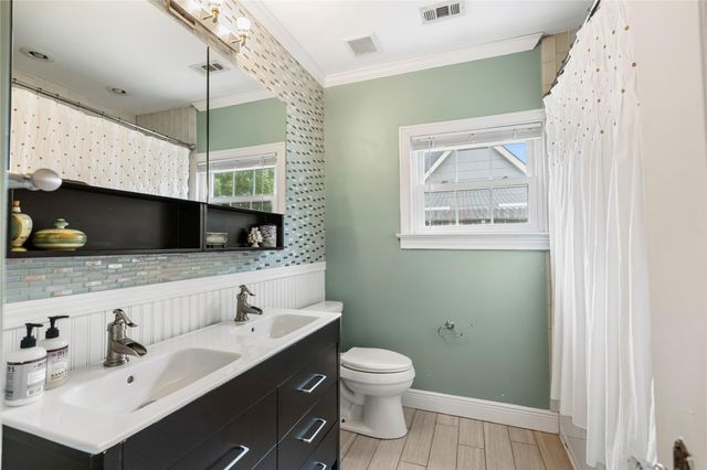 930 Dorothy Street, Houston, TX 77008