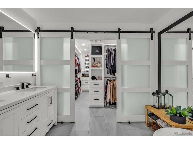 8350 Lightening View Dr, Parker, CO 80134