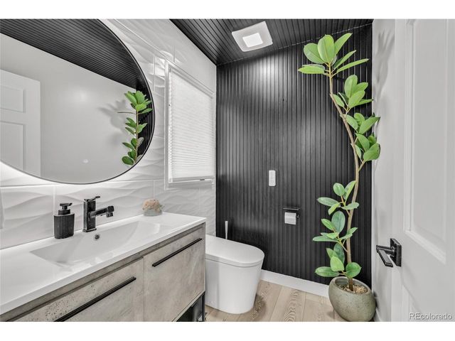 8350 Lightening View Dr, Parker, CO 80134