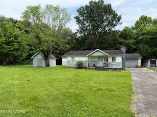 6032 Atkins Rd, Knoxville, TN 37918