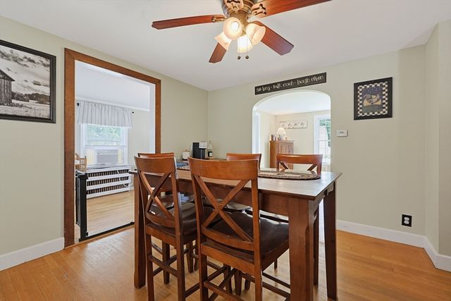 4 Loring St, Auburn, MA 01501