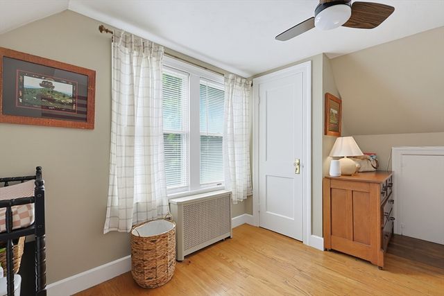 4 Loring St, Auburn, MA 01501