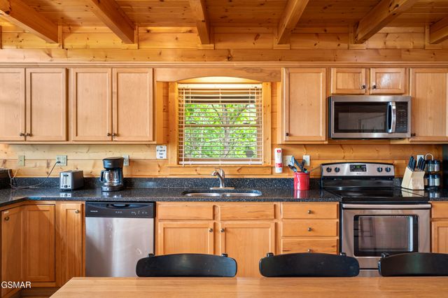 4160 High Ridge Way, Sevierville, TN 37862