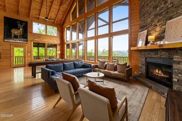 4160 High Ridge Way, Sevierville, TN 37862