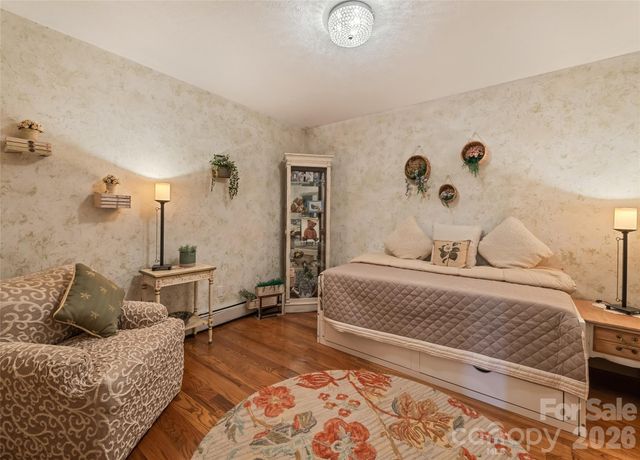 910 California Creek Road, Mars Hill, NC 28754
