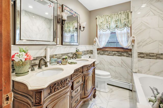 23 Bonita Drive, Shelton, CT 06484