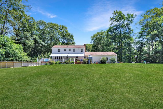 23 Bonita Drive, Shelton, CT 06484