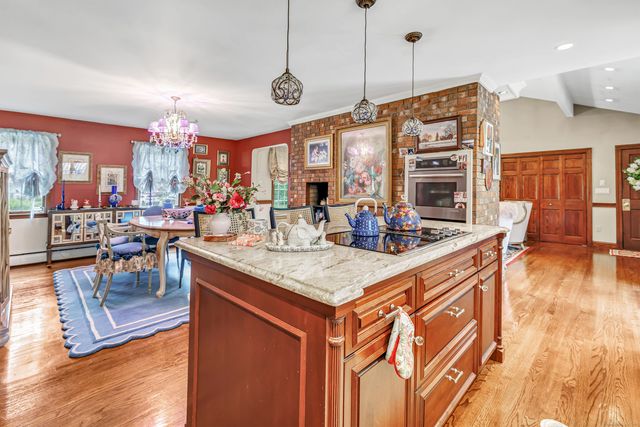 23 Bonita Drive, Shelton, CT 06484