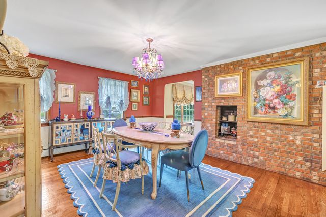 23 Bonita Drive, Shelton, CT 06484