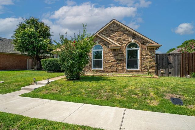 3801 Smartt Street, Rowlett, TX 75088