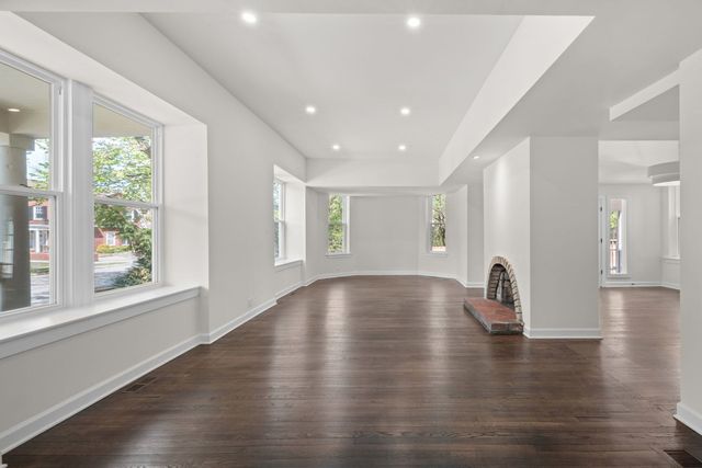 1025 E 48th Street, Chicago, IL 60615