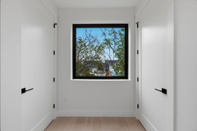 802 Philco DR 2, Austin, TX 78745