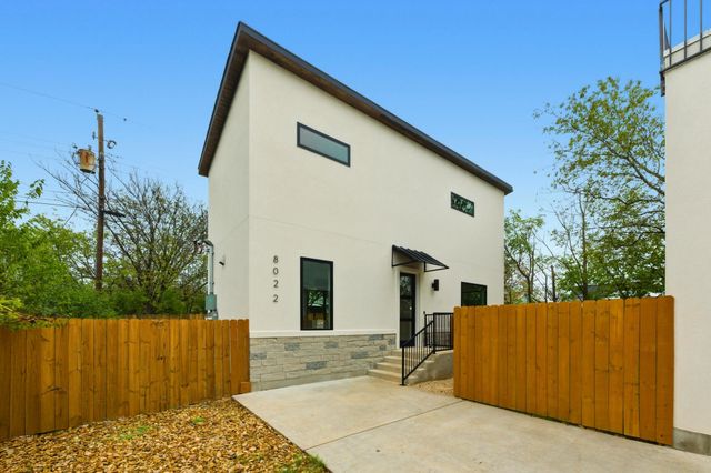 802 Philco DR 2, Austin, TX 78745