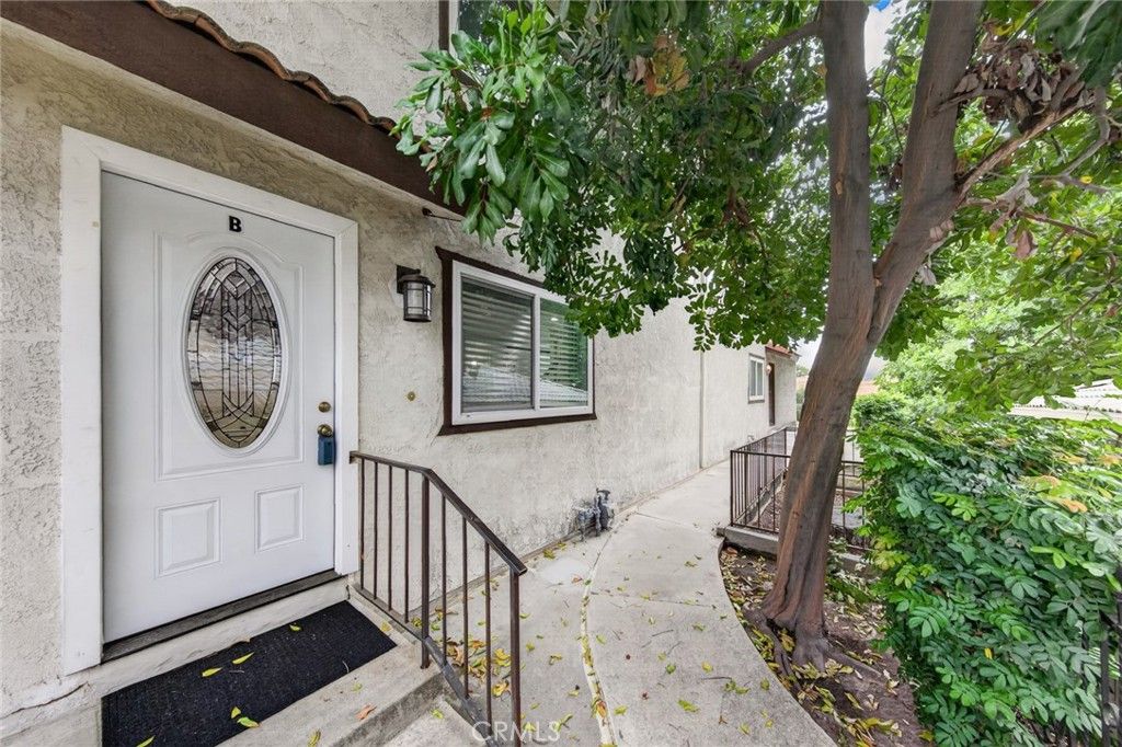 509 W Duarte B, Monrovia, CA 91016 — photo 2