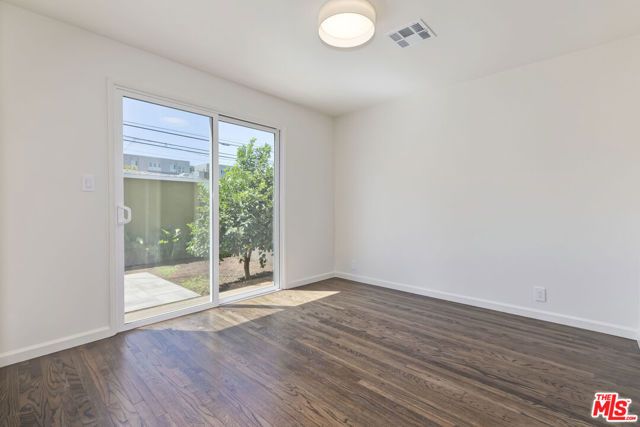 11840 Tennessee Place, Los Angeles, CA 90064