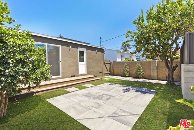 11840 Tennessee Place, Los Angeles, CA 90064