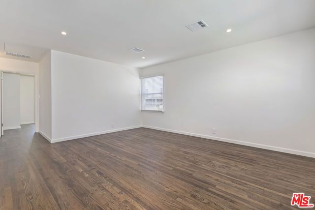 11840 Tennessee Place, Los Angeles, CA 90064