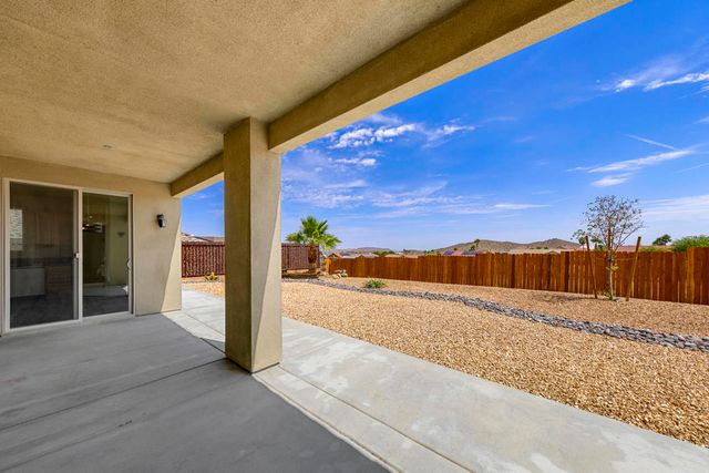 8680 Monument View Drive, Yucca Valley, CA 92284