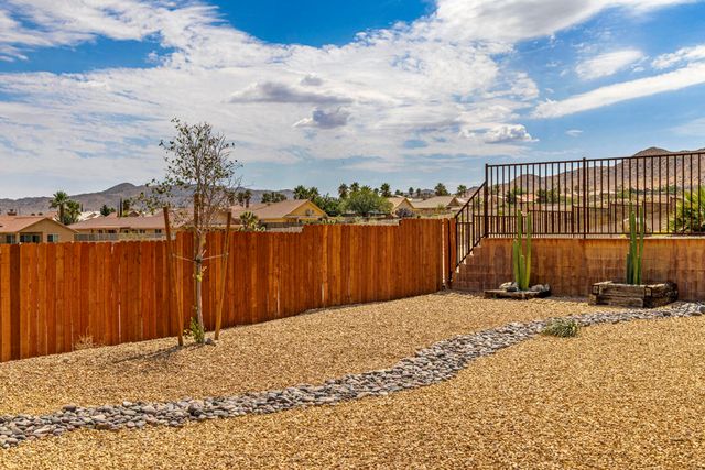 8680 Monument View Drive, Yucca Valley, CA 92284
