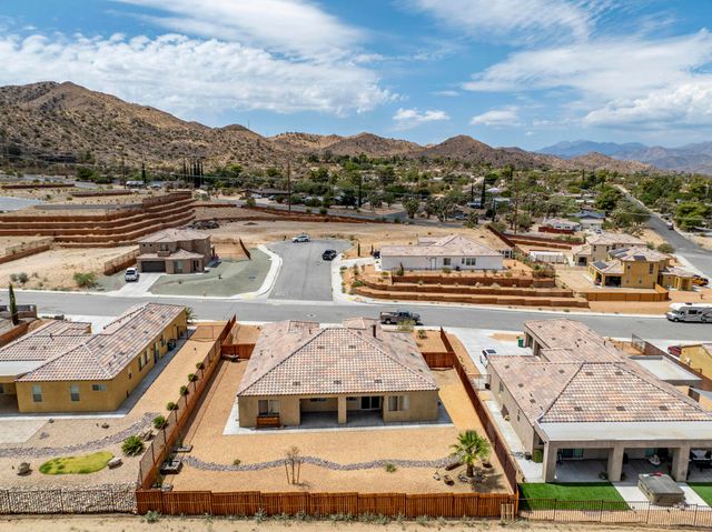 8680 Monument View Drive, Yucca Valley, CA 92284
