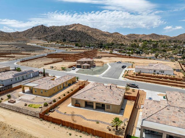 8680 Monument View Drive, Yucca Valley, CA 92284