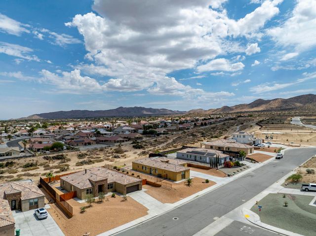 8680 Monument View Drive, Yucca Valley, CA 92284