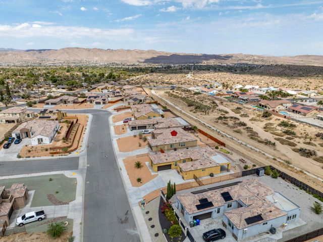 8680 Monument View Drive, Yucca Valley, CA 92284