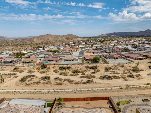 8680 Monument View Drive, Yucca Valley, CA 92284