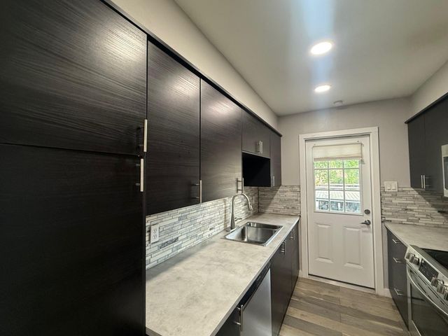 8299 Kingsbrook Road 280, Houston, TX 77024