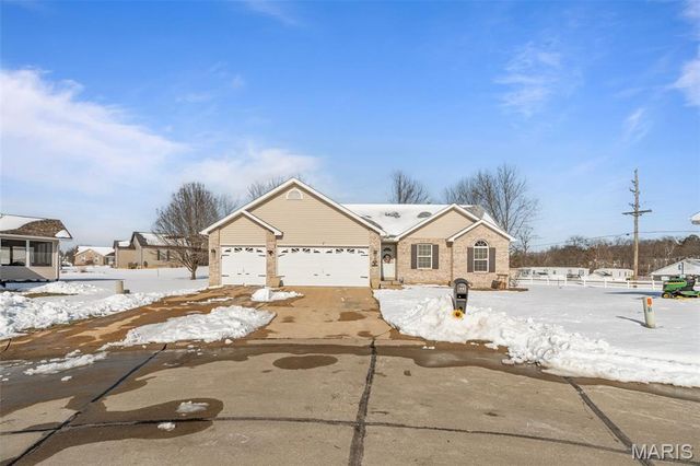1 Pueblo Circle, Festus, MO 63028